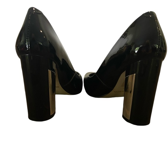 Black Patent Leather High heels. Gold block heels. Excellent. Sz 38 - Picture 5 of 9